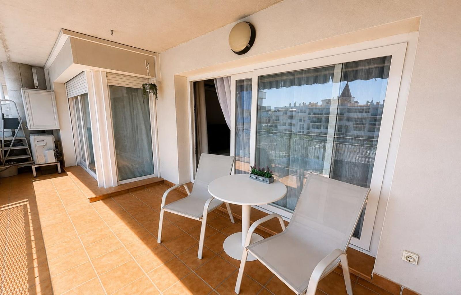 Apartment with pool, spacious terrace, and parking in Santa Margarida (Roses) - Ref. CBR6610 - photo 3