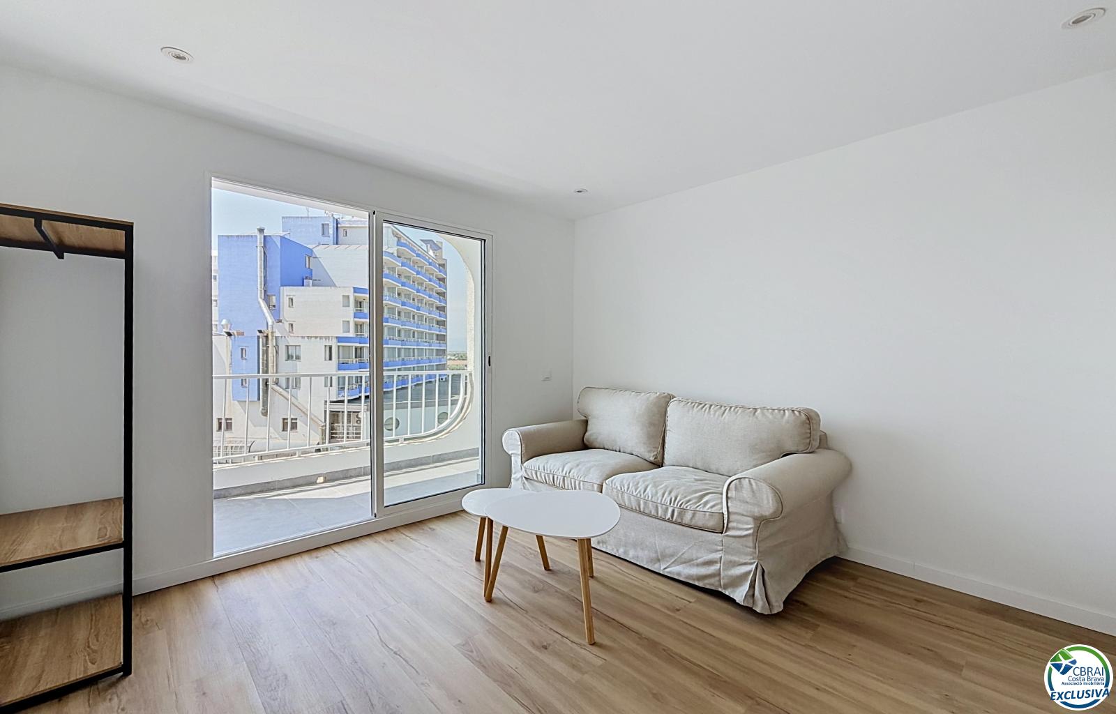 Apartment on the seafront in Empuriabrava - Muga - Ref. CBR6652