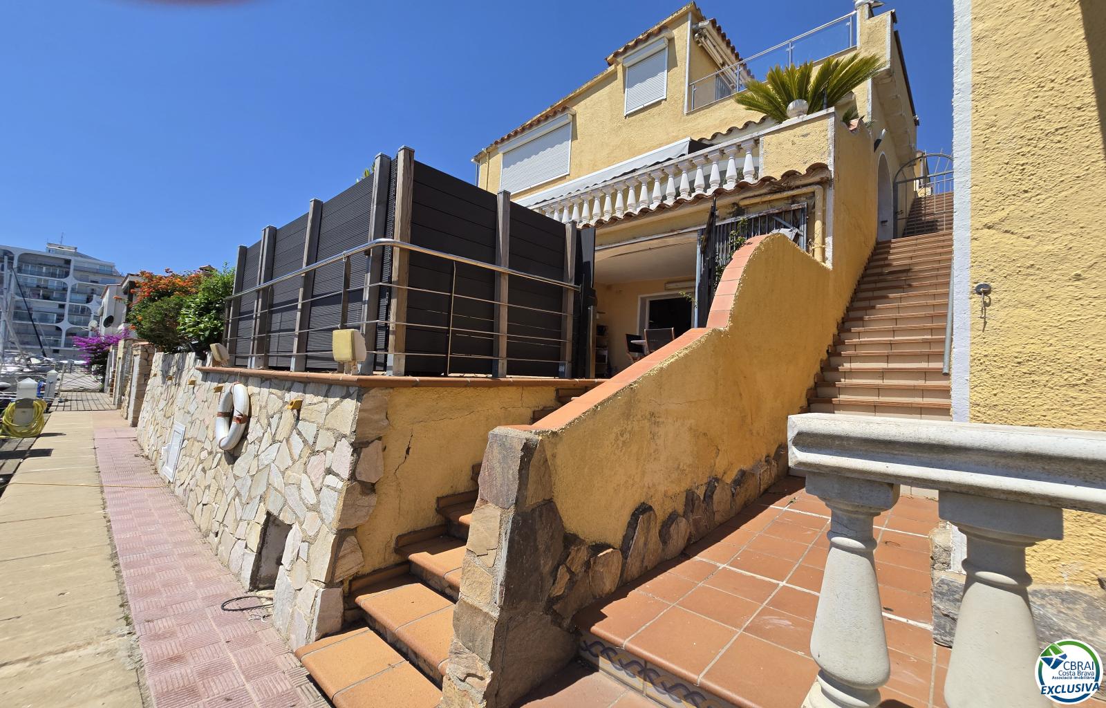 14x3.70 m Private Mooring Before the Bridges with Apartment & Parking - Salins - Ref. CBR6589 - photo 4