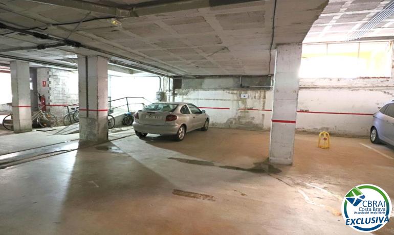 Parking space in Gran Reserva in the basement of the Building