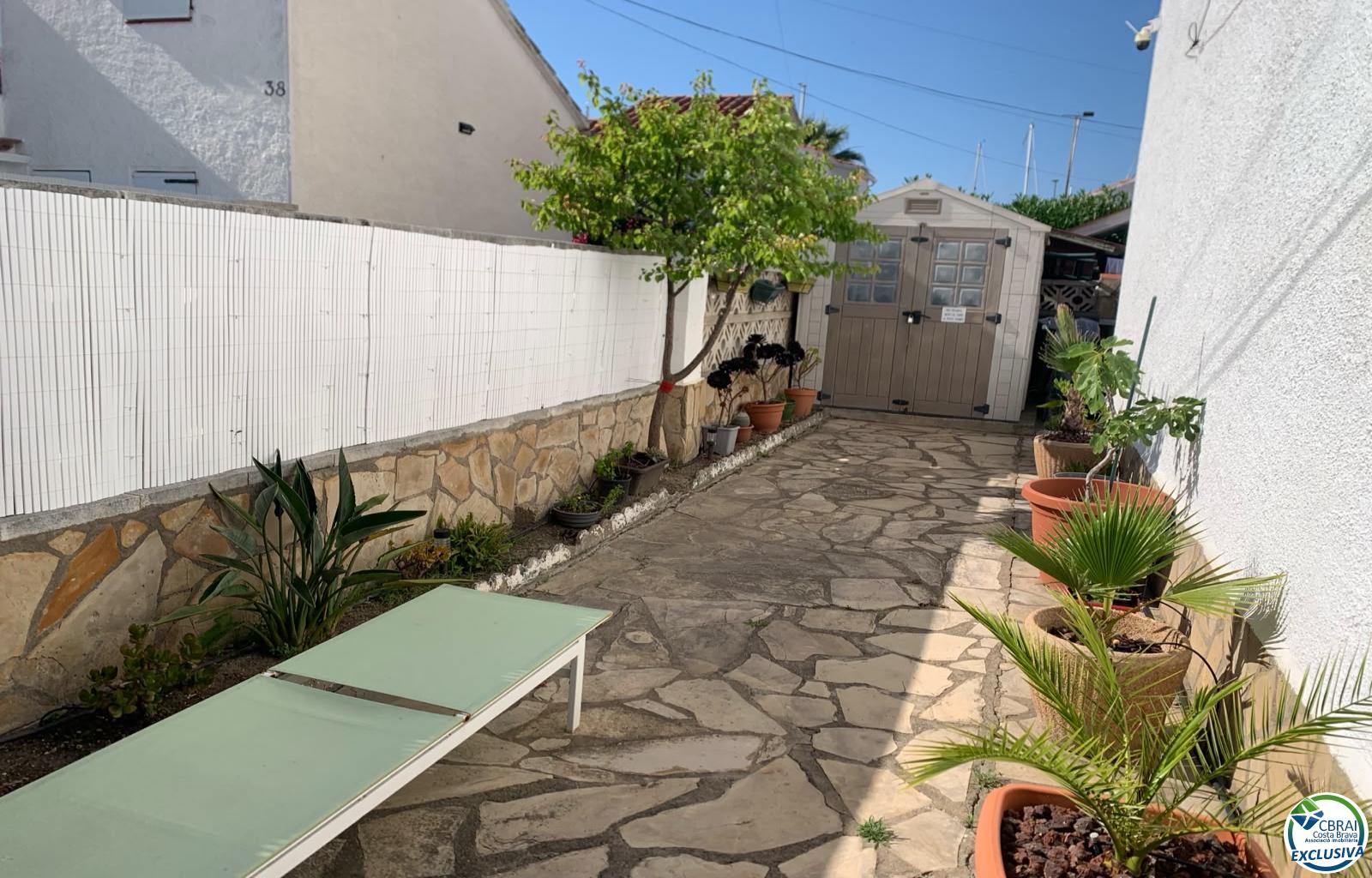 Beautiful 3 bedroom house with garden in Santa Margarita-Roses - Santa Margarida - Ref. CBR6417 - photo 6