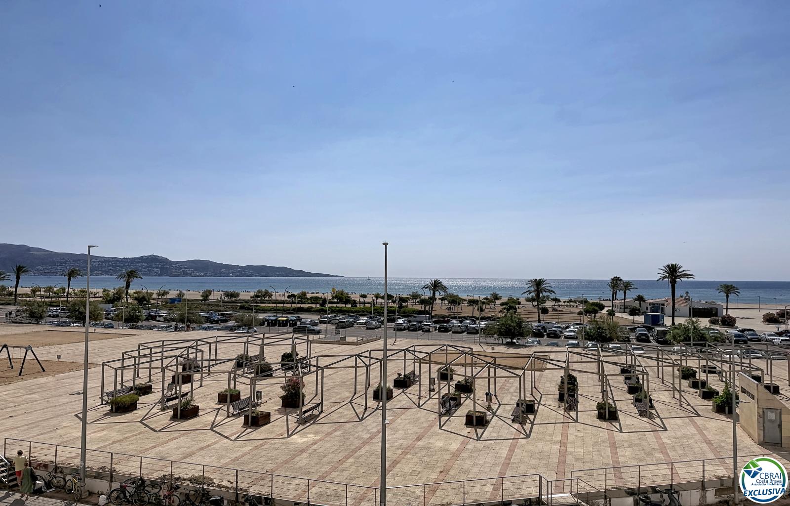 Apartment just steps from the beach with sea views in Empuriabrava - Muga - Ref. CBR6662 - photo 9