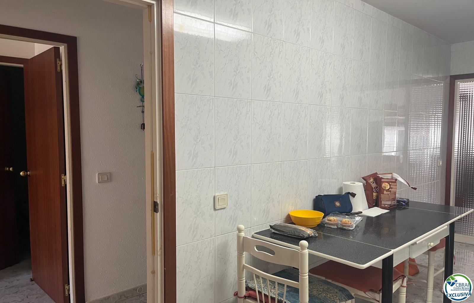 Large apartment in the center of Roses with elevator. - Centre - Ref. CBR6552 - photo 19