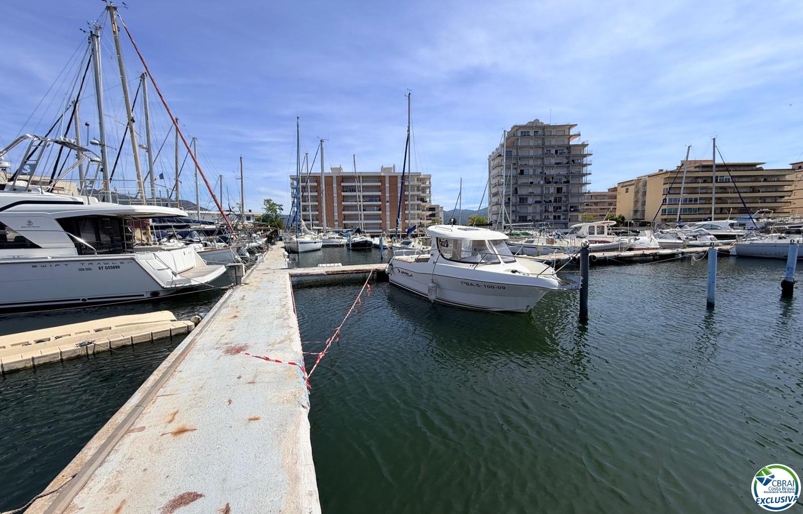 Mooring of 3 x 8 metres, suitable for both sailing and motor boats. - Santa Margarida - Ref. CBR6484 - photo 2