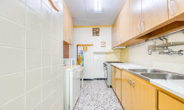 Sea View Apartment in the Fishermen’s Quarter – Roses