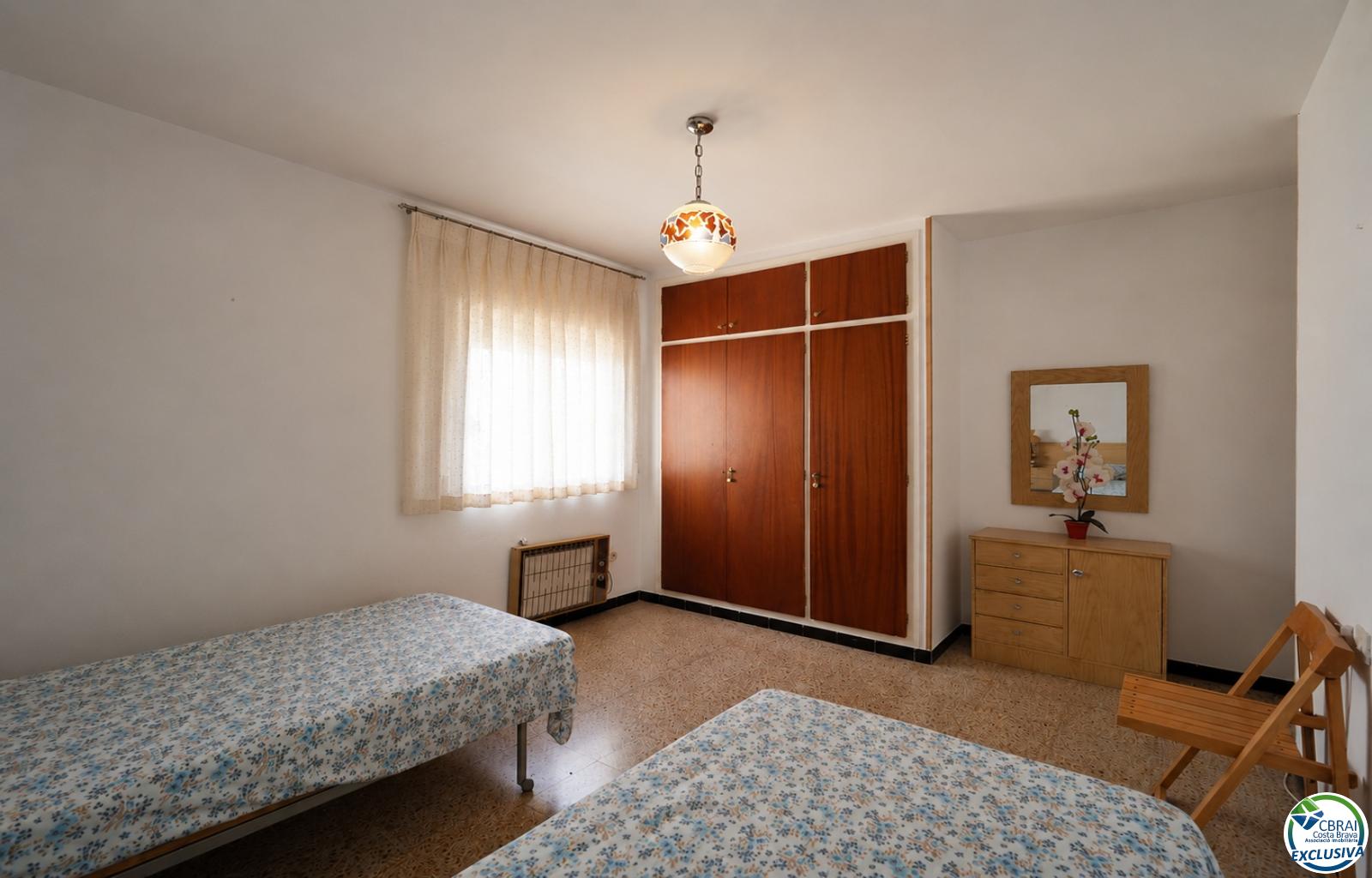 Just a stone's throw from the beach and the center of Roses - Centre - Ref. CBR6570 - photo 9