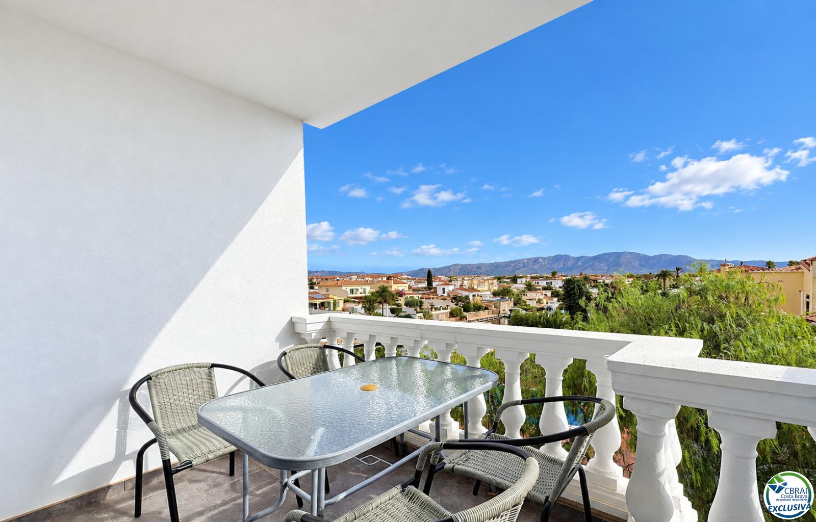 For sale 1-bedroom apartment with canal view, parking and communal pool - Freser - Ref. CBR6679 - photo 2