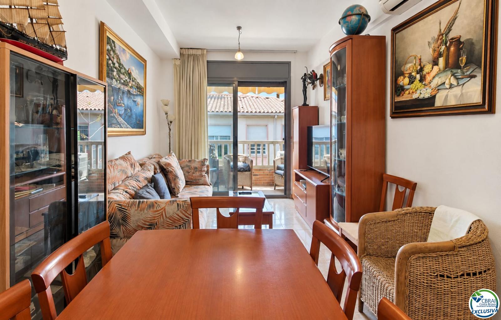 3-Bedroom Duplex Penthouse with Spacious Terraces, Swimming Pool and Parking - Centre - Ref. CBR6677 - photo 3