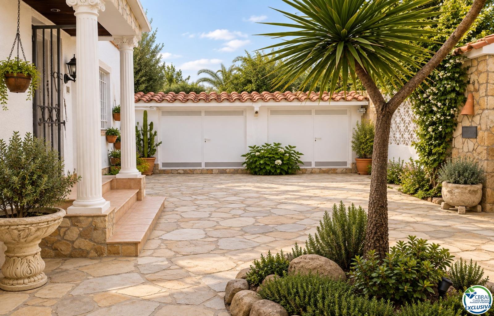 Villa de caractère, terrain de 500 m² et amarrage privé à Empuriabrava - Ebre - Ref. CBR6631 - photo 27