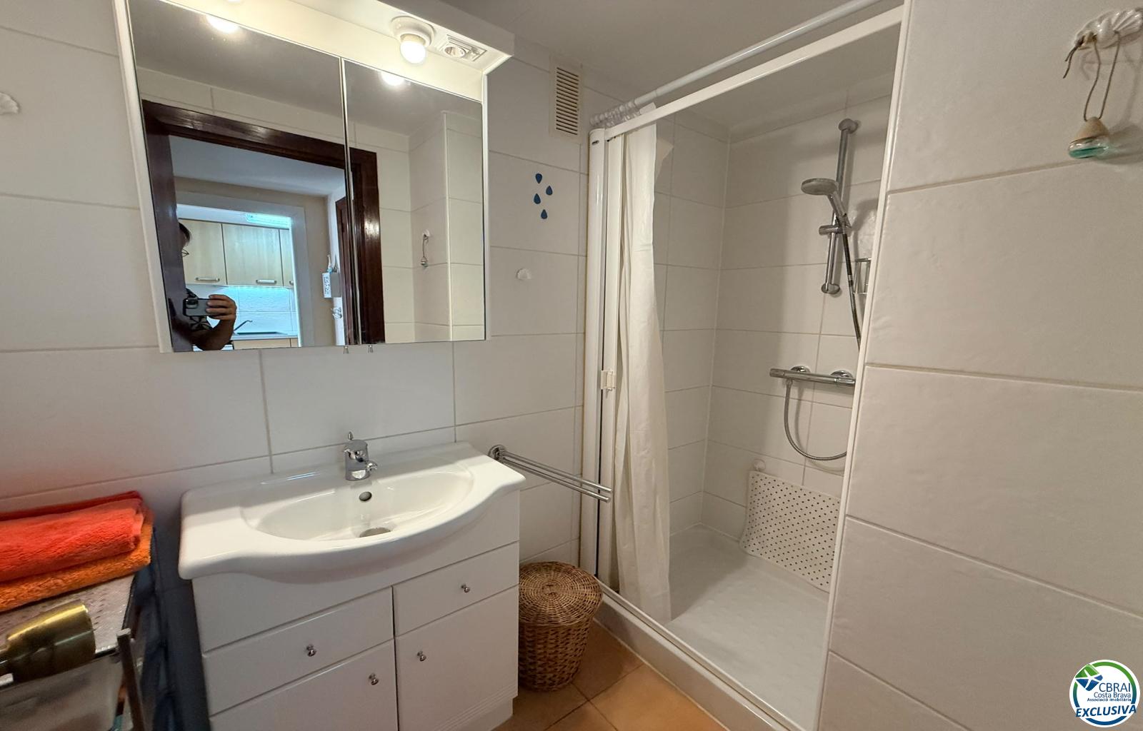 Seafront location, spectacular sea views and fully renovated - Santa Margarida - Ref. CBR6663 - photo 23