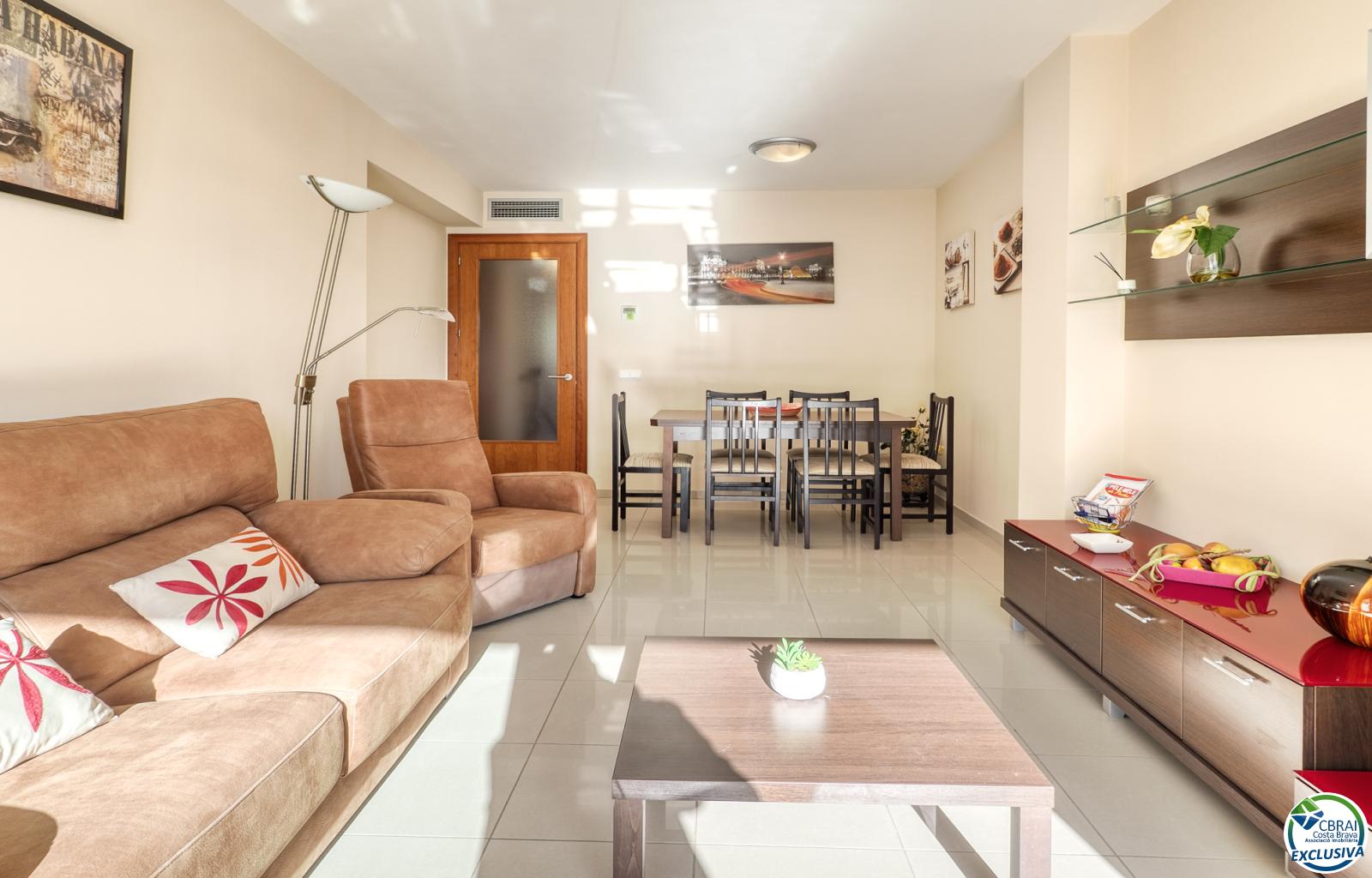For sale: High-standard apartment in Roses 50 m from the sea - Salatà - Ref. CBR6685 - photo 13