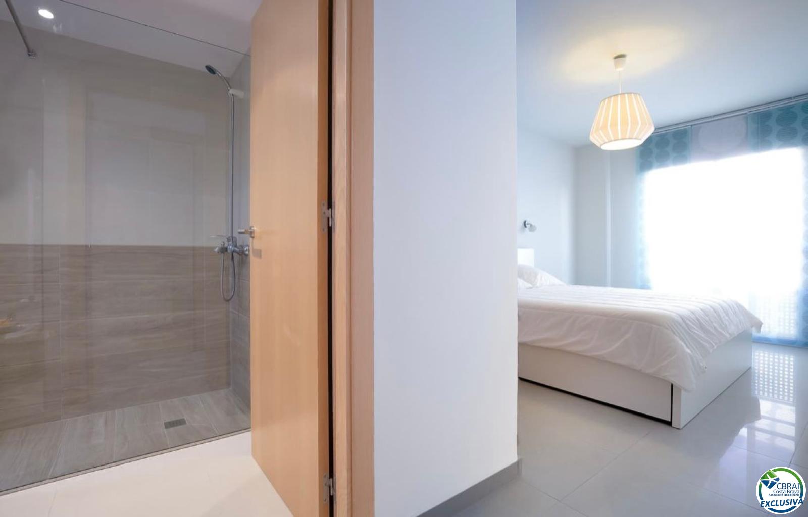 Apartment in Roses with tourist license - Centre - Ref. CBR6410 - photo 5