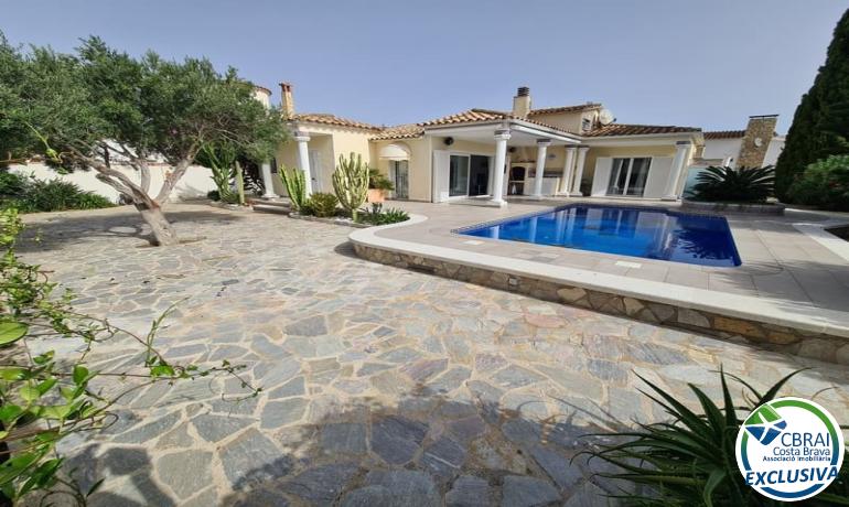 Venta de  Casa en Empuriabrava, Costa Brava