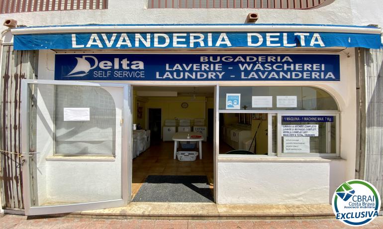 Venta de  Local en Empuriabrava, Costa Brava