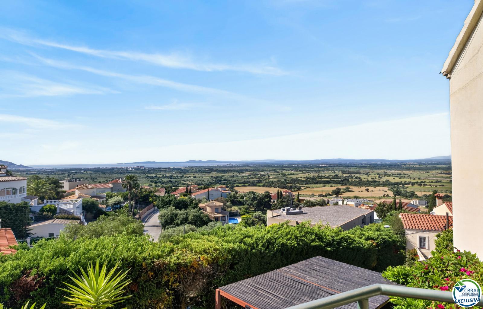 Can Isaac – Insiders know exactly why they want to live here! - Ref. CBR6533 - photo 26