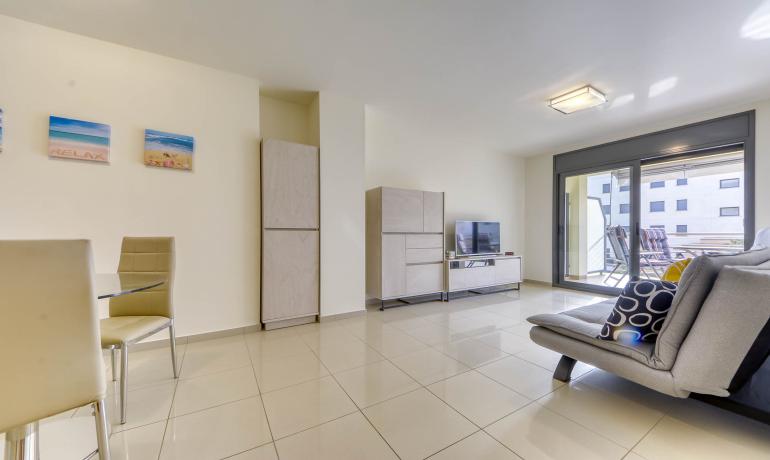 Apartament amb Terrassa a 200m. del mar