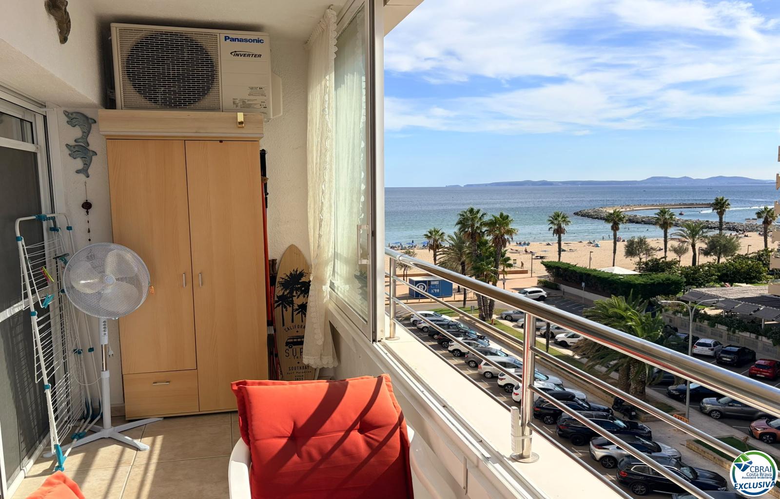 Seafront location, spectacular sea views and fully renovated - Santa Margarida - Ref. CBR6663 - photo 14