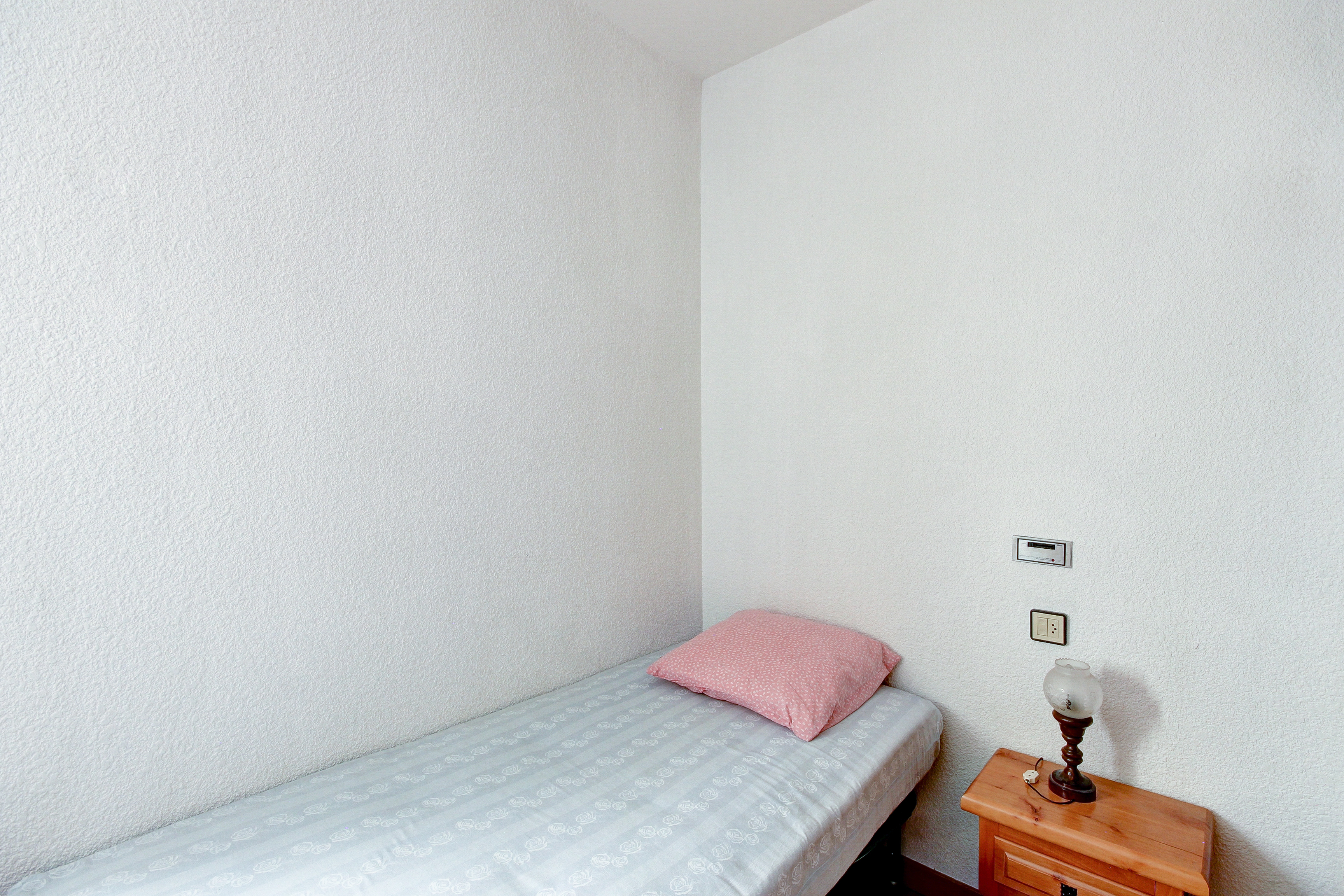 Piso de tres dormitorios en en centro de Rosas con trastero privado