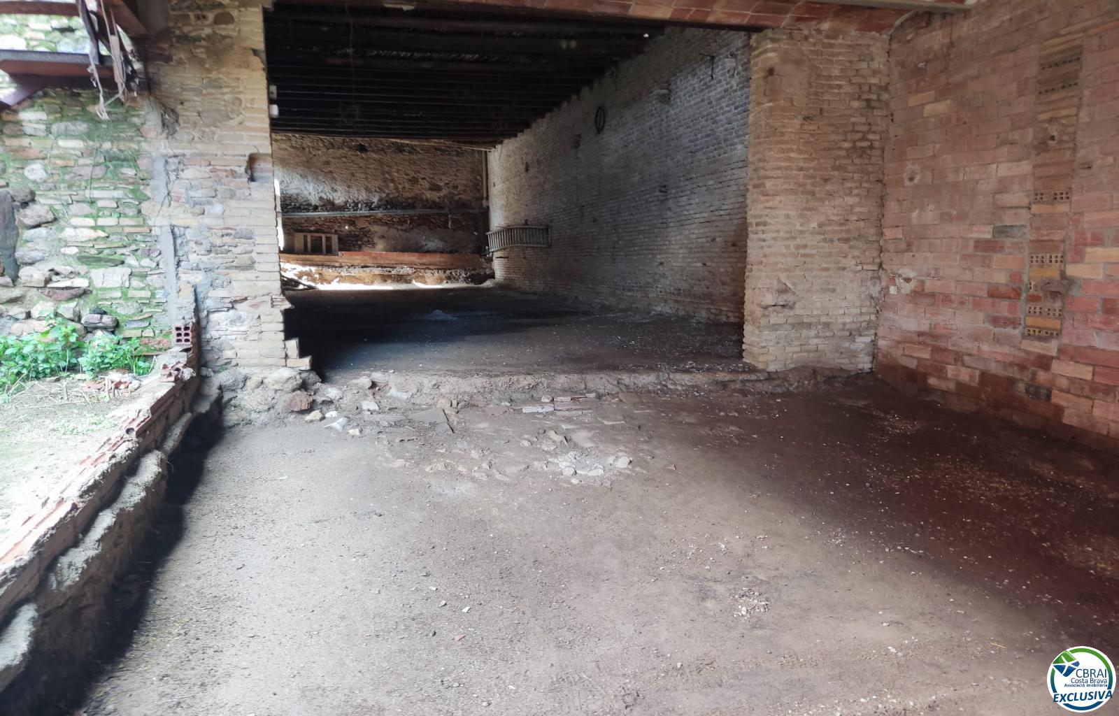 Urban Residential Warehouse in Vilanova de la Muga. - Ref. CBR6380 - photo 4
