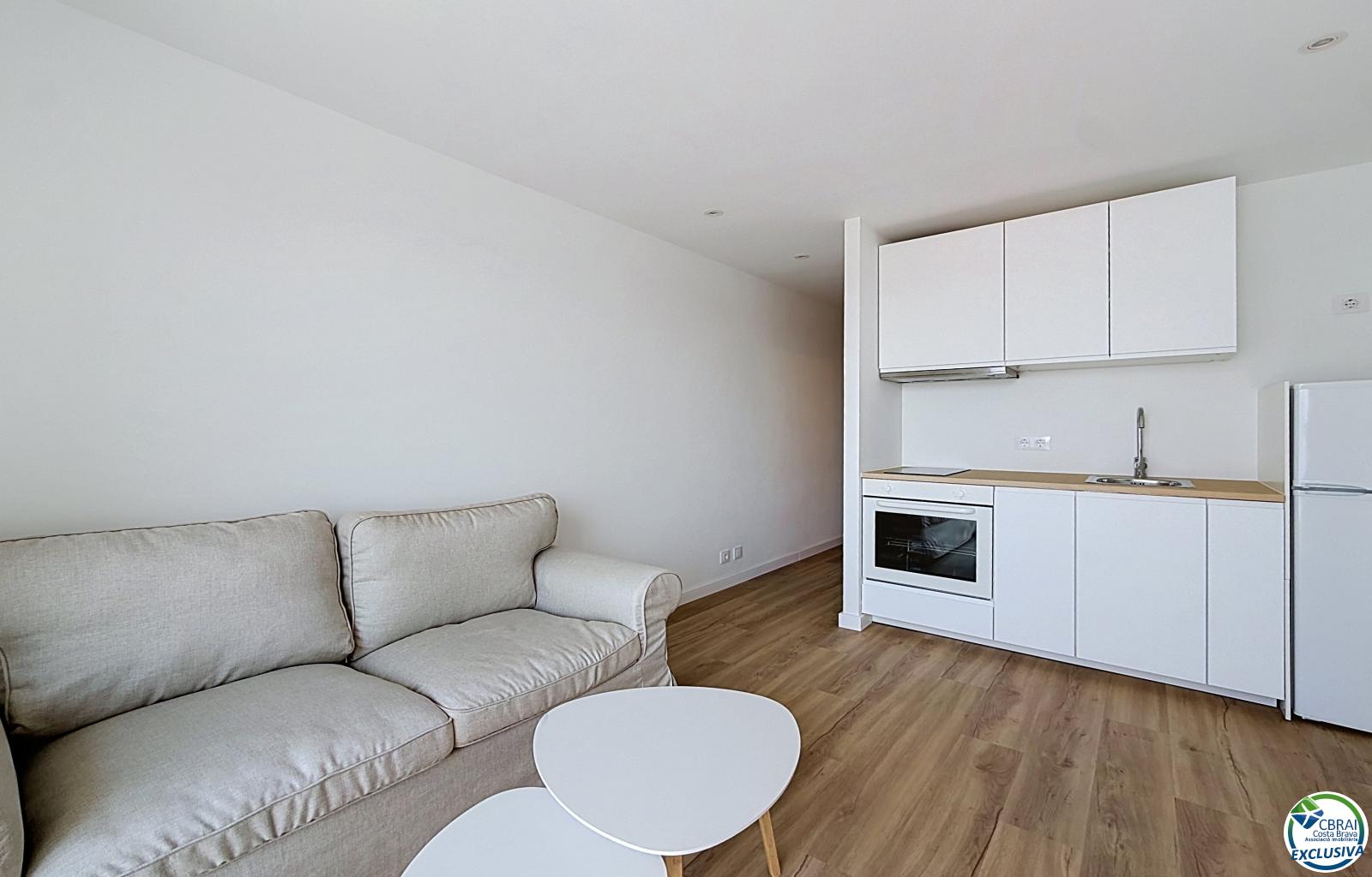 Apartment on the seafront in Empuriabrava - Muga - Ref. CBR6652 - photo 3