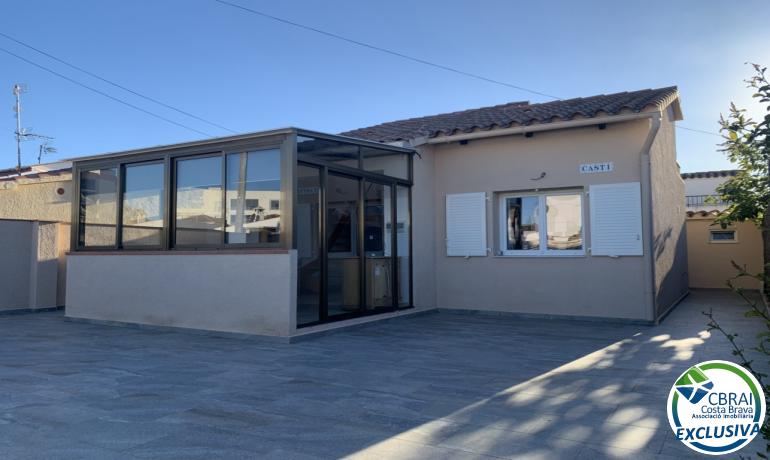 Venta de Casa Roses
