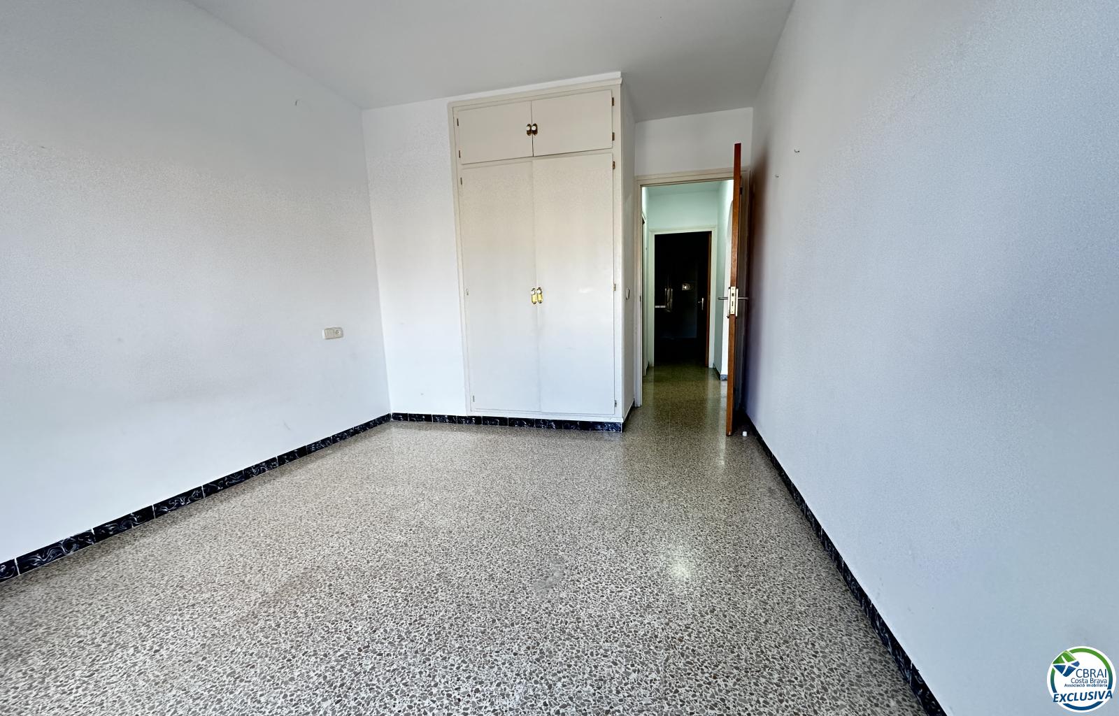 Spacious apartment next to the beach and shops - Sant Mori - Ref. CBR6561 - photo 12