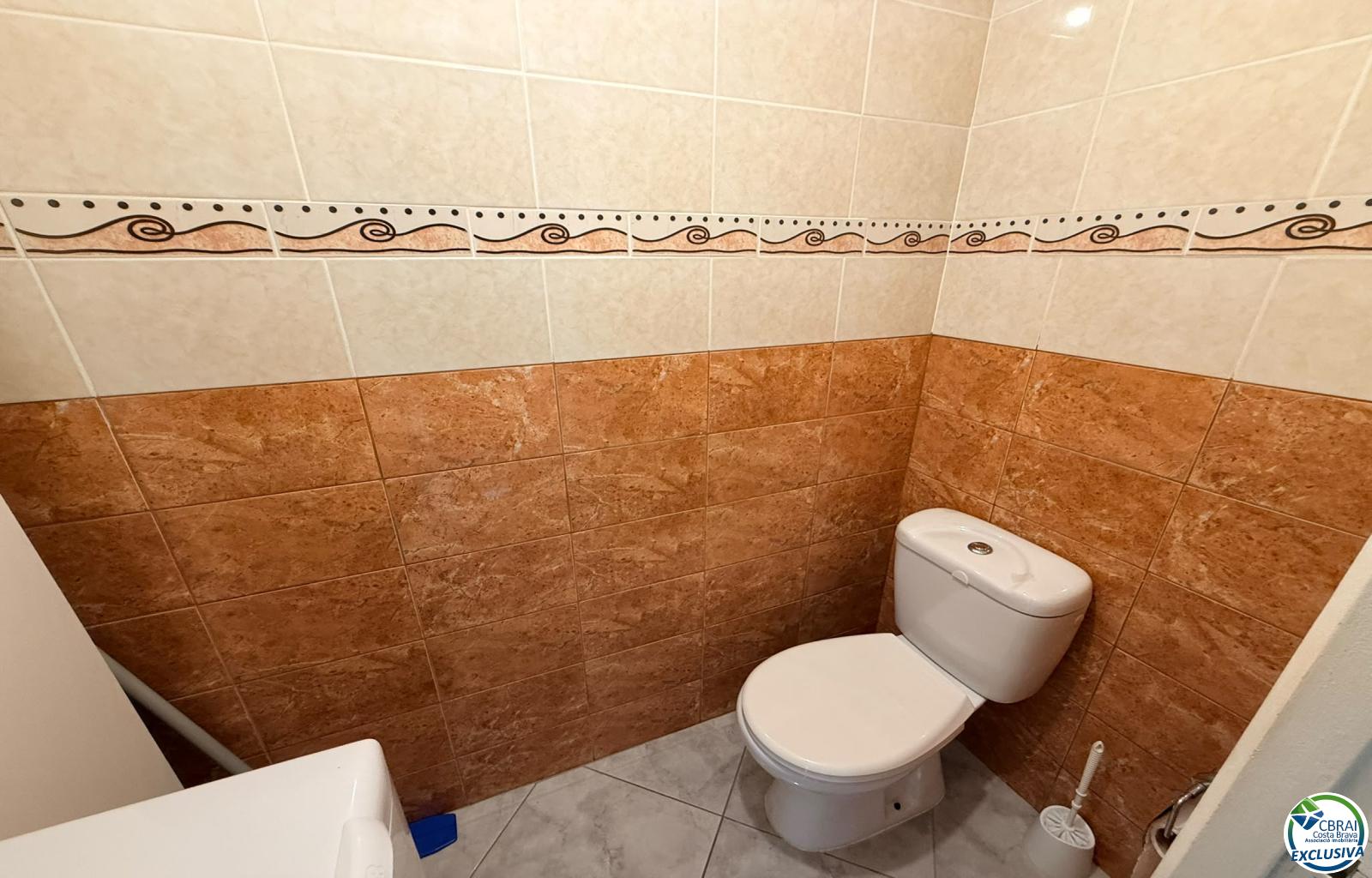 Seafront location, sea views, parking, swimming pools and gardens by the beach. - Santa Margarida - Ref. CBR6664 - photo 31