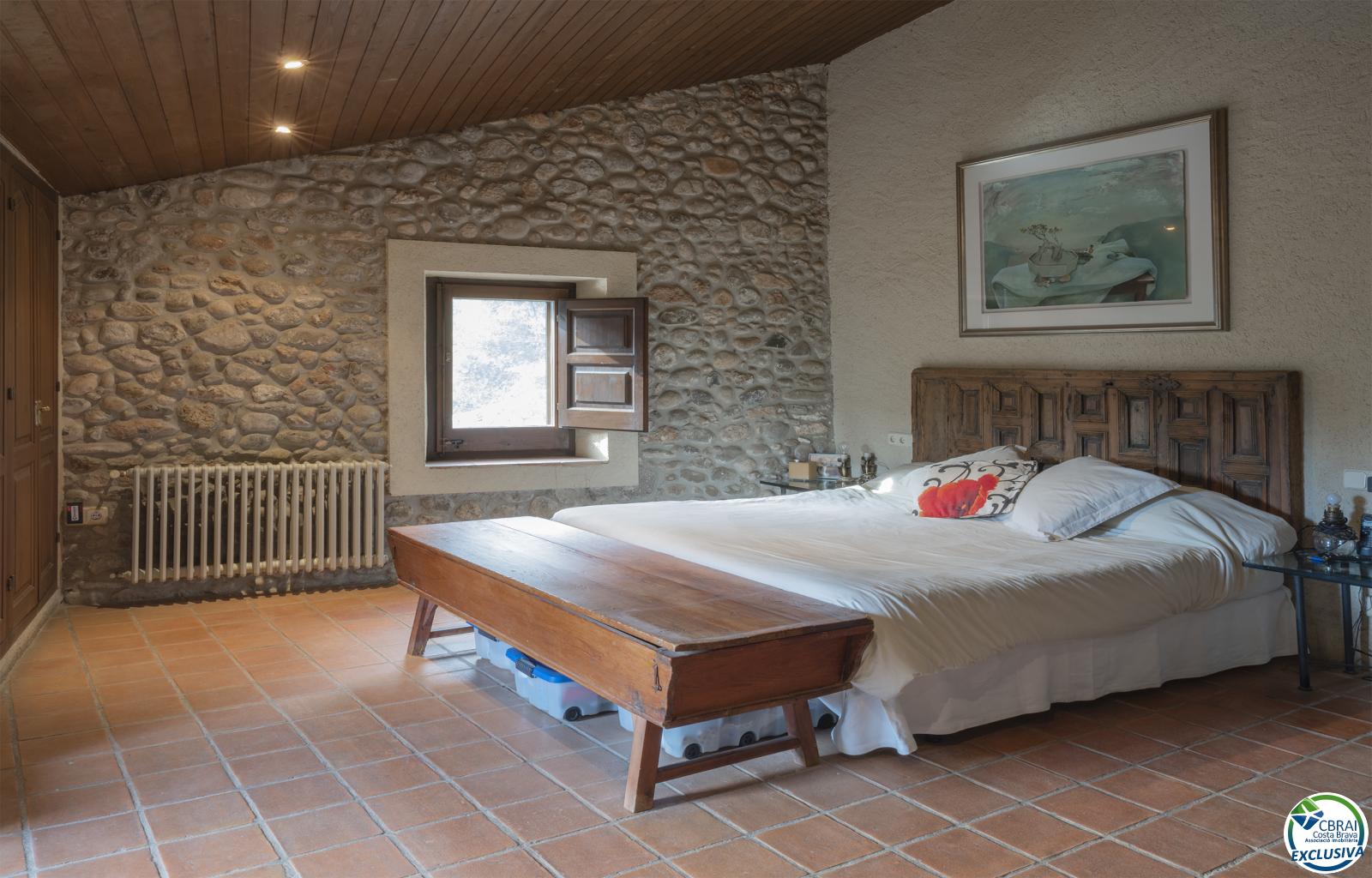 Exclusive Historic Estate in Alt Empordà with 7 Residences, Rural Tourism Licence and Established Profitability - Casc urbà - Ref. CBR6515 - photo 21