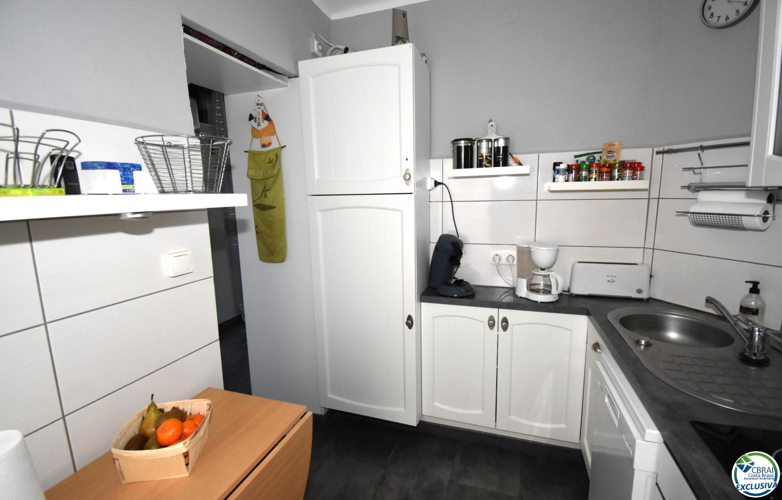 ROSES-LLOSA: Sea view apartment for sale - 2on Moll - Ref. CBR6337 - photo 13