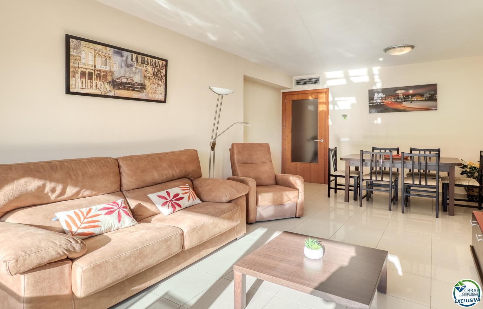 For sale: High-standard apartment in Roses 50 m from the sea - Salatà - Ref. CBR6685 - photo 11