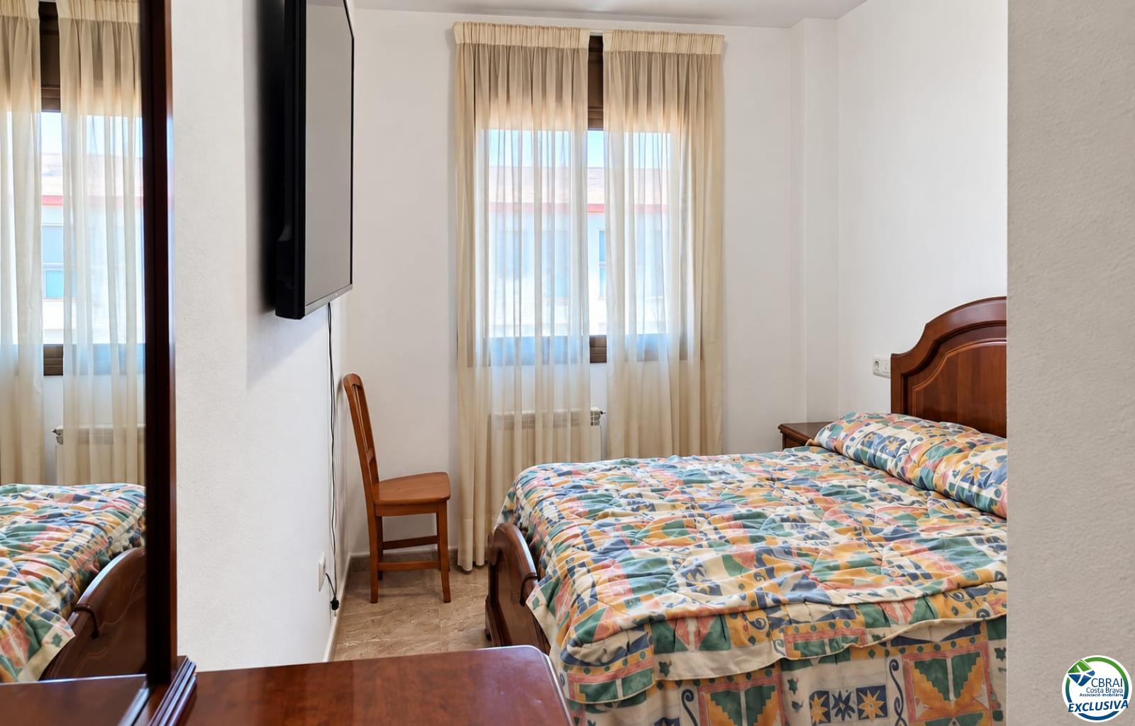 3-Bedroom Duplex Penthouse with Spacious Terraces, Swimming Pool and Parking - Centre - Ref. CBR6677 - photo 11
