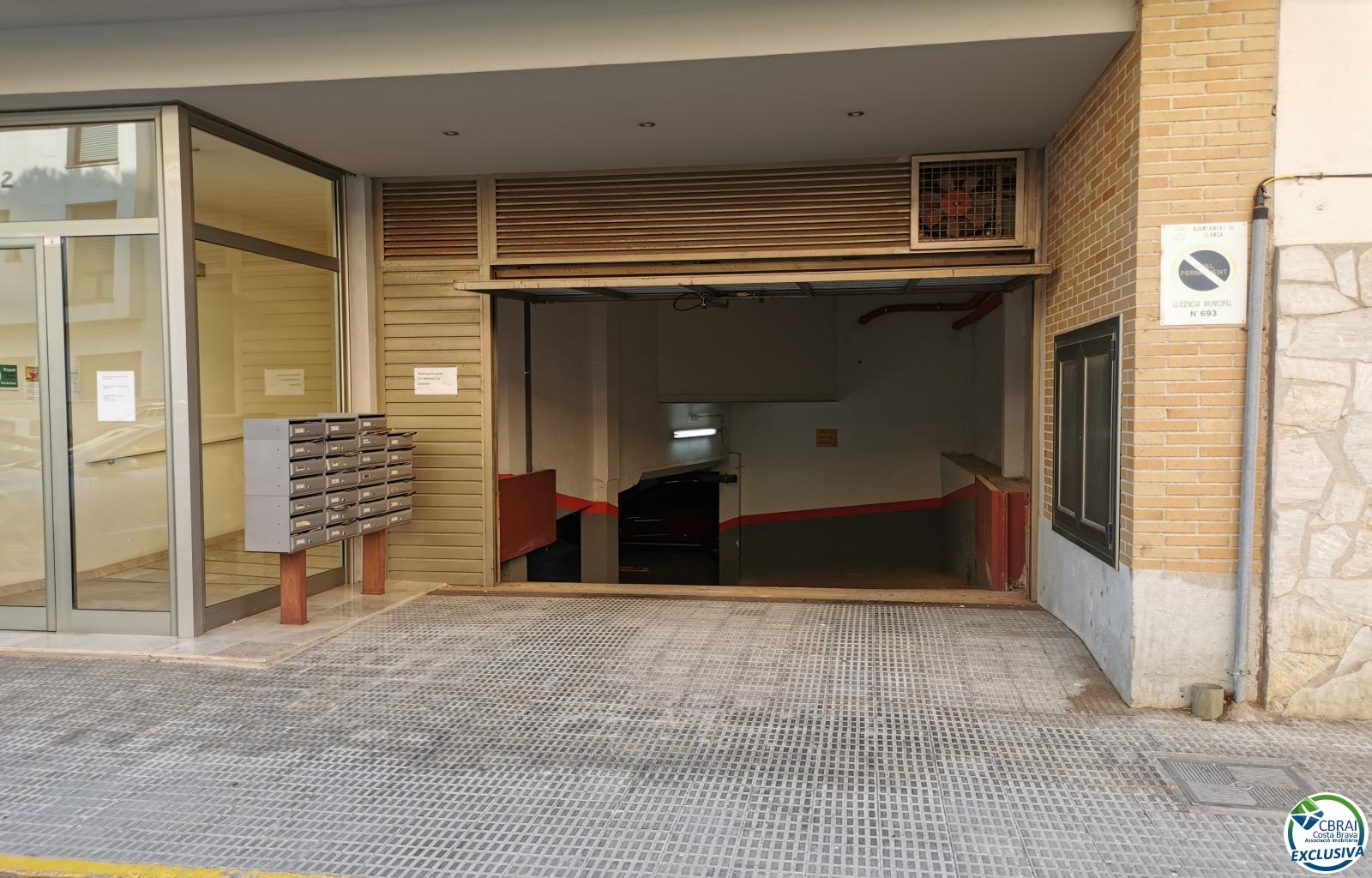 Car park for sale in Llançà - El Port - Ref. CBR5587 - photo 4