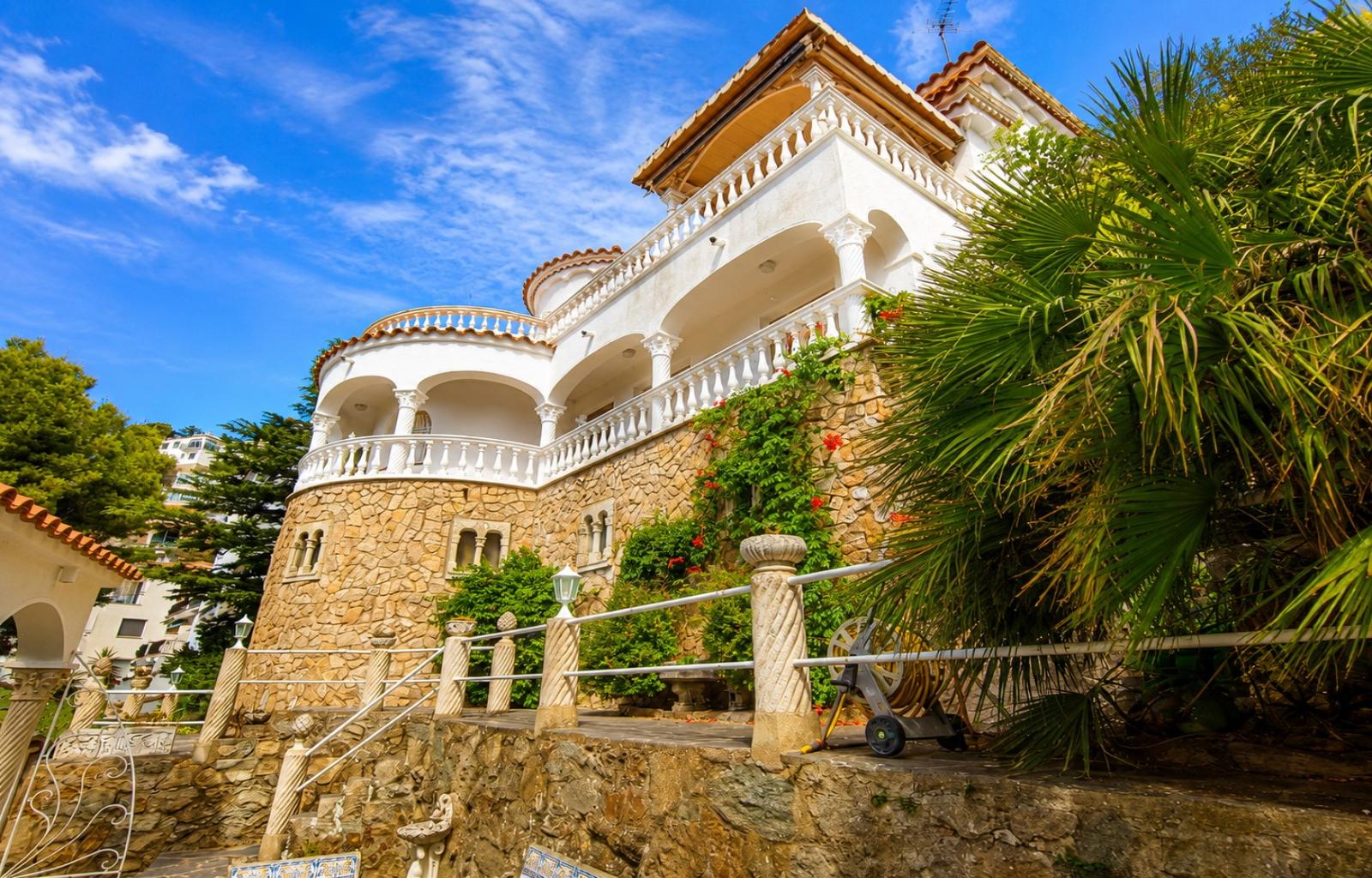 Villa Romántica – Romance, charm, tranquillity and exceptional views over Roses, the Mediterranean and the Pyrenees - Puig Rom - Ref. CBR6617 - photo 2
