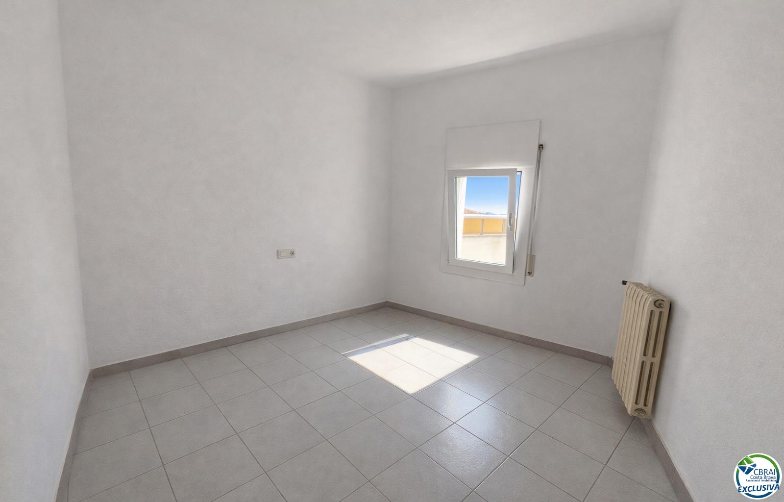 Maison avec une vue imprenable au centre de Torroella de Montgrí. - Casc Urbà - Ref. CBR6366 - photo 9
