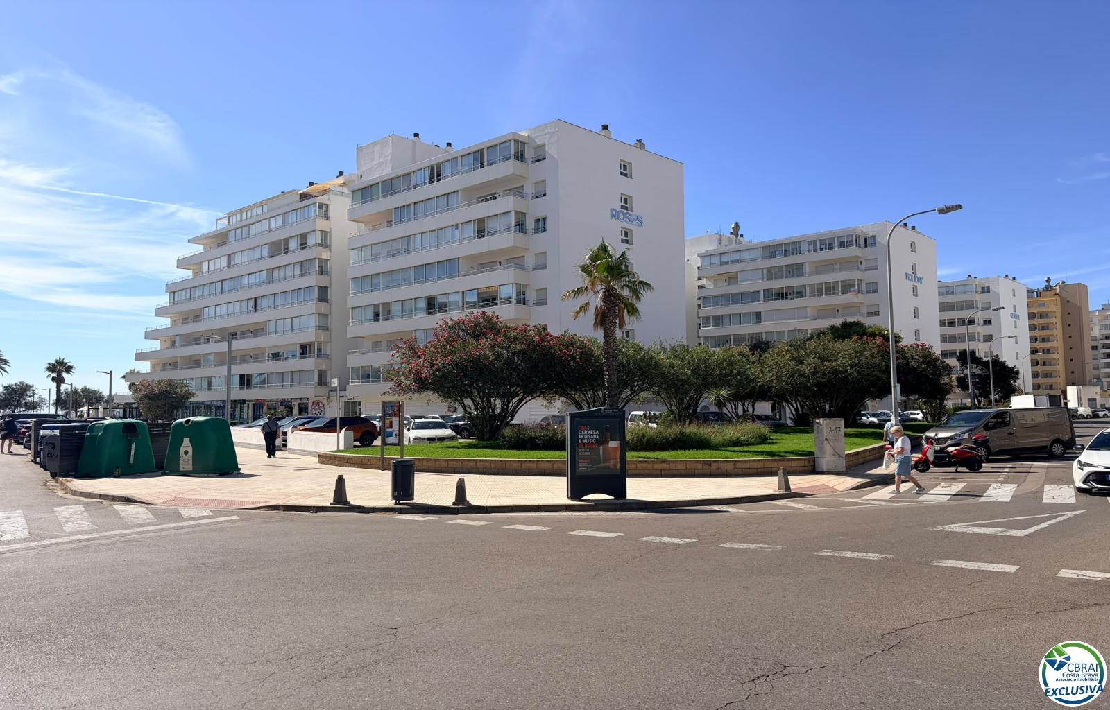 Seafront location, sea views, parking, swimming pools and gardens by the beach. - Santa Margarida - Ref. CBR6664 - photo 60