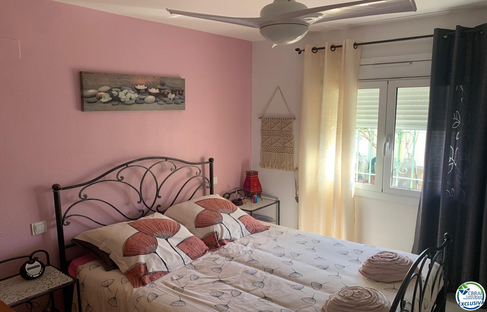 Beautiful 3 bedroom house with garden in Santa Margarita-Roses - Santa Margarida - Ref. CBR6417 - photo 23