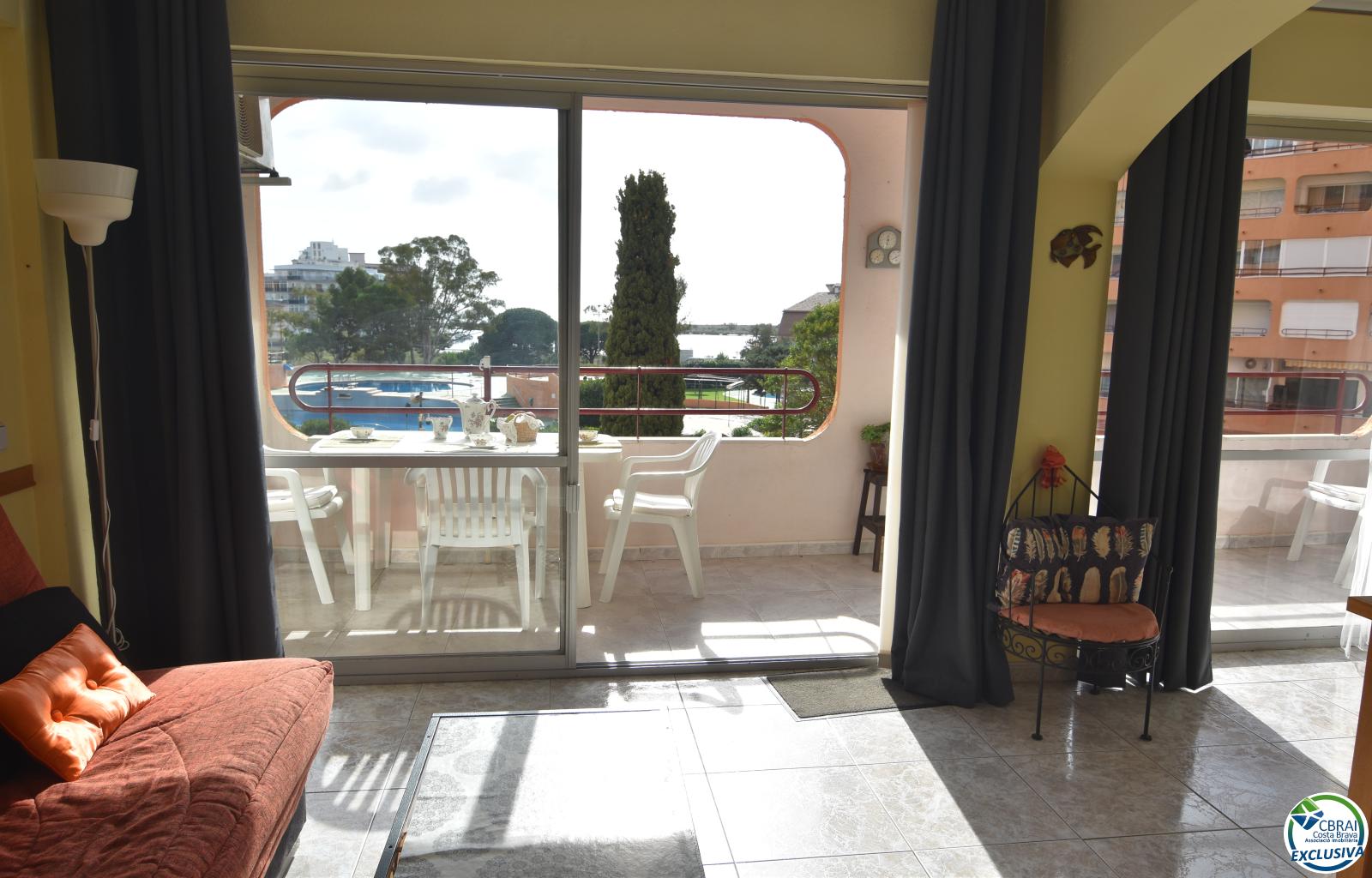 Apartment with tourist license in Santa Margarita, Roses, with terrace and communal swimming pools. - Santa Margarida - Ref. CBR6476 - photo 7