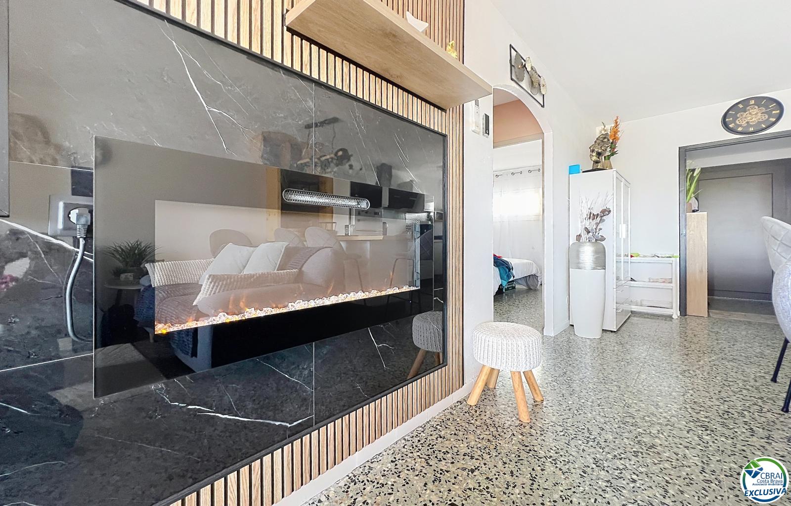 Reformed apartment with terrace at 150 m from the beach – Empuriabrava - Sant Mori - Ref. CBR6644 - photo 8