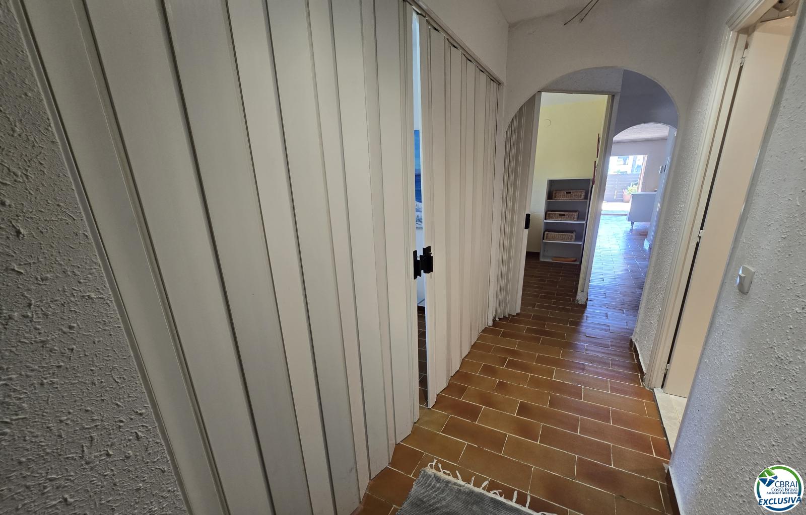 14x3.70 m Private Mooring Before the Bridges with Apartment & Parking - Salins - Ref. CBR6589 - photo 17