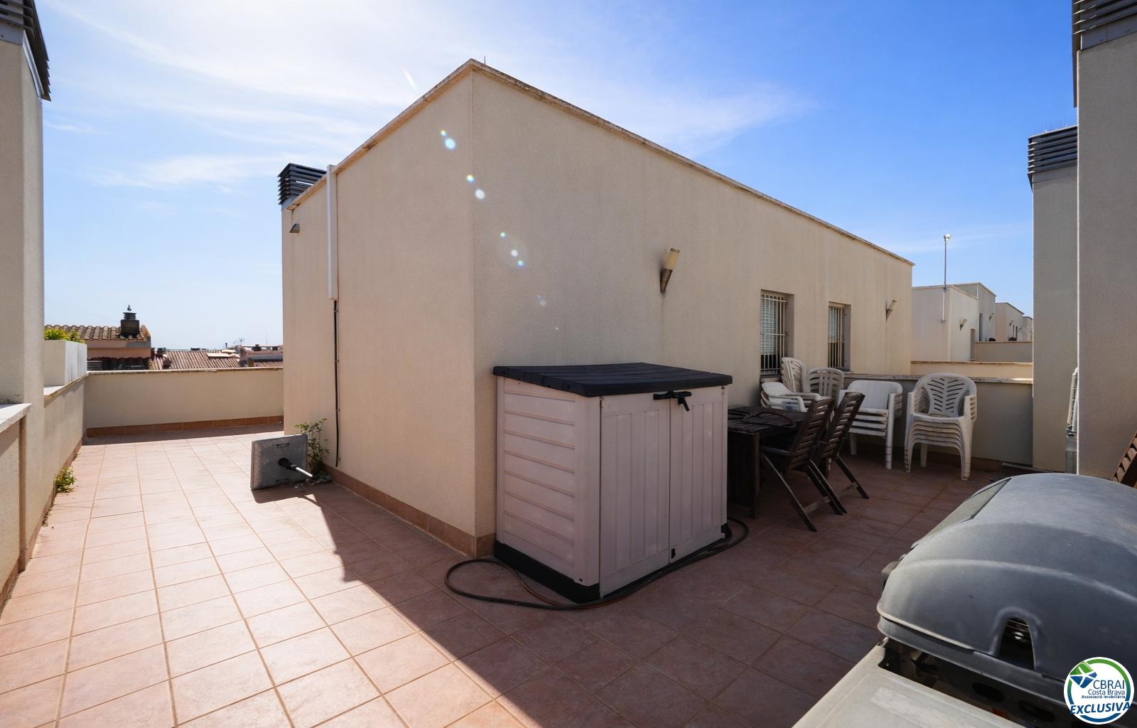 Penthouse duplex with large terrace and parking in central Roses - Centre - Ref. CBR6427 - photo 26