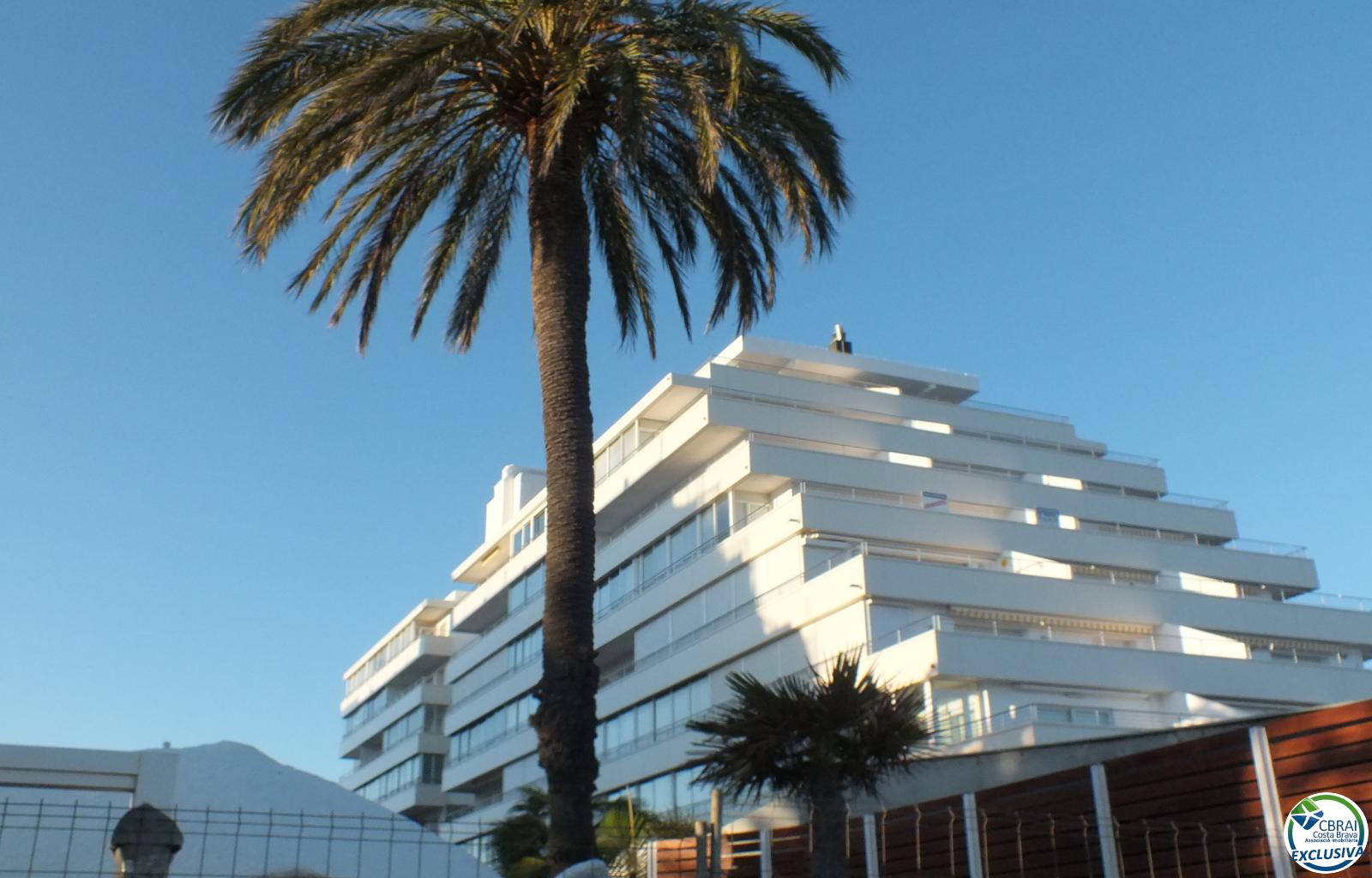 Apartment in Roses Santa Margarita, 2 rooms, 53 m2