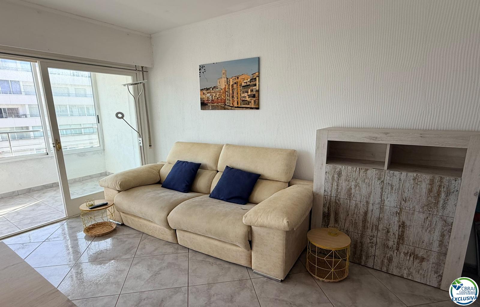 Seafront location, sea views, parking, swimming pools and gardens by the beach. - Santa Margarida - Ref. CBR6664 - photo 14