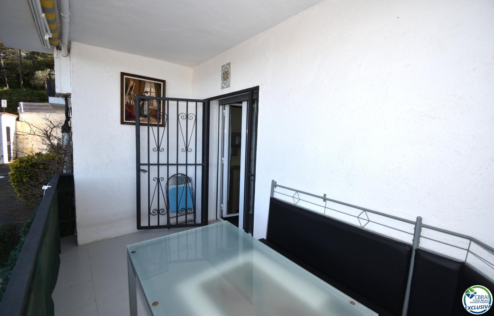 ROSES-LLOSA: Sea view apartment for sale - 2on Moll - Ref. CBR6337 - photo 3