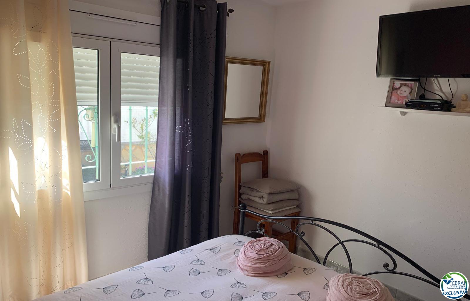 Beautiful 3 bedroom house with garden in Santa Margarita-Roses - Santa Margarida - Ref. CBR6417 - photo 25