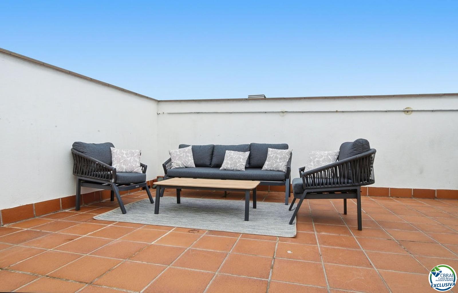 Penthouse 6º m2 wi0h 60 m² of terraces, TOURISTE LICENSE - Santa Margarida - Ref. CBR6522 - photo 25
