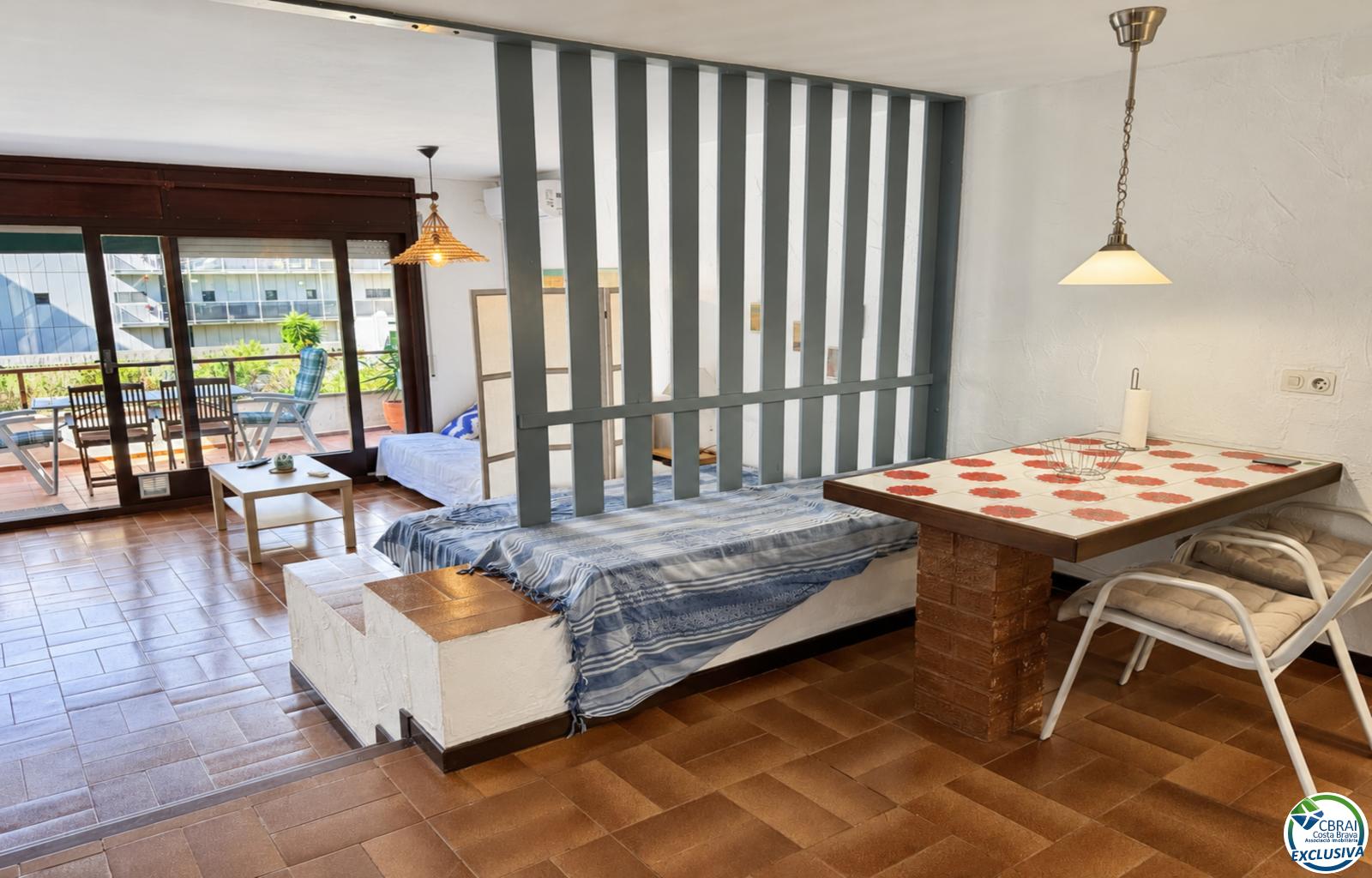 Spacious studio with terrace and tourist licence 80 metres from Santa Margarita beach - Roses - Santa Margarida - Ref. CBR6675 - photo 15