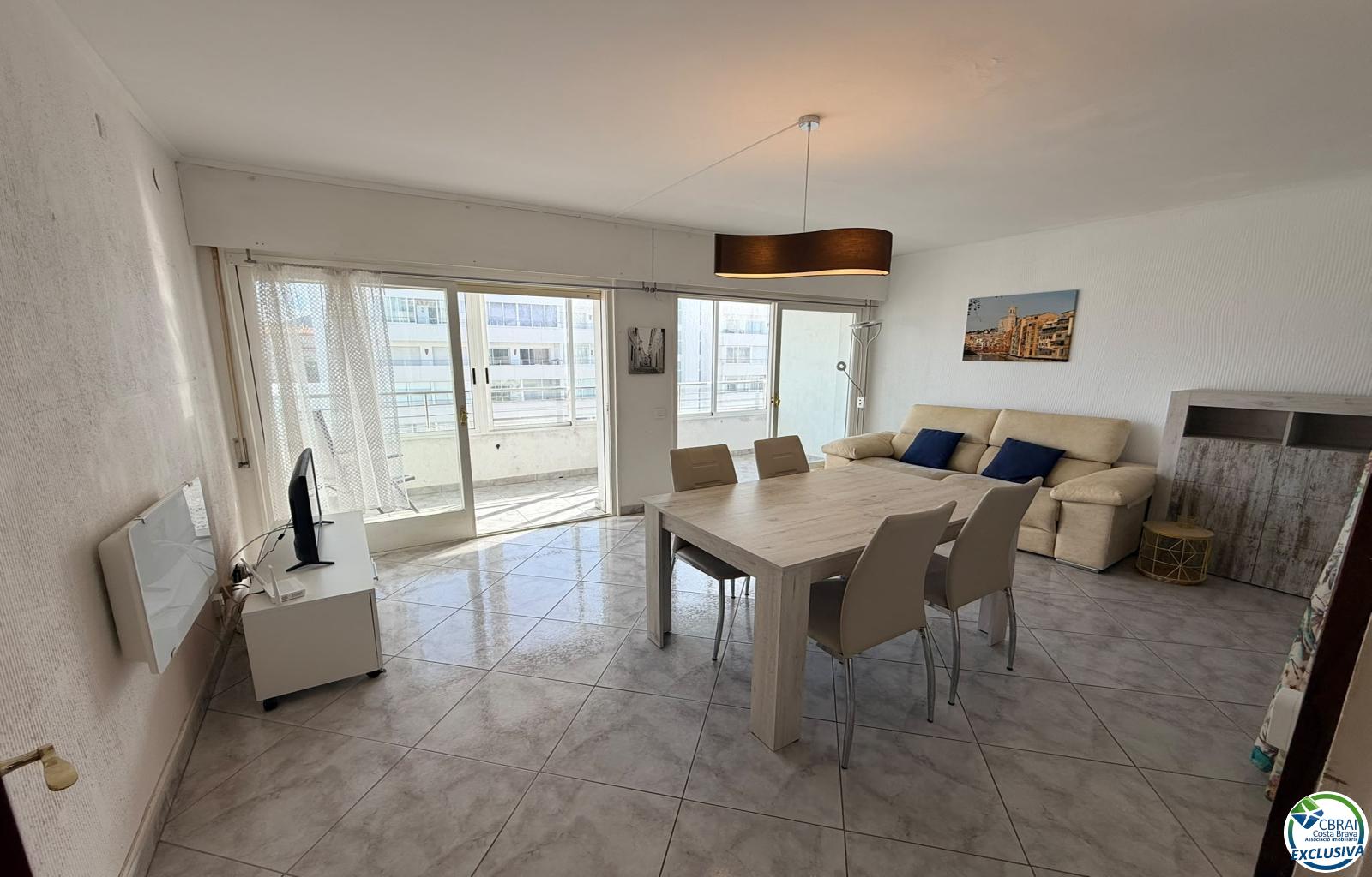 Seafront location, sea views, parking, swimming pools and gardens by the beach. - Santa Margarida - Ref. CBR6664 - photo 11