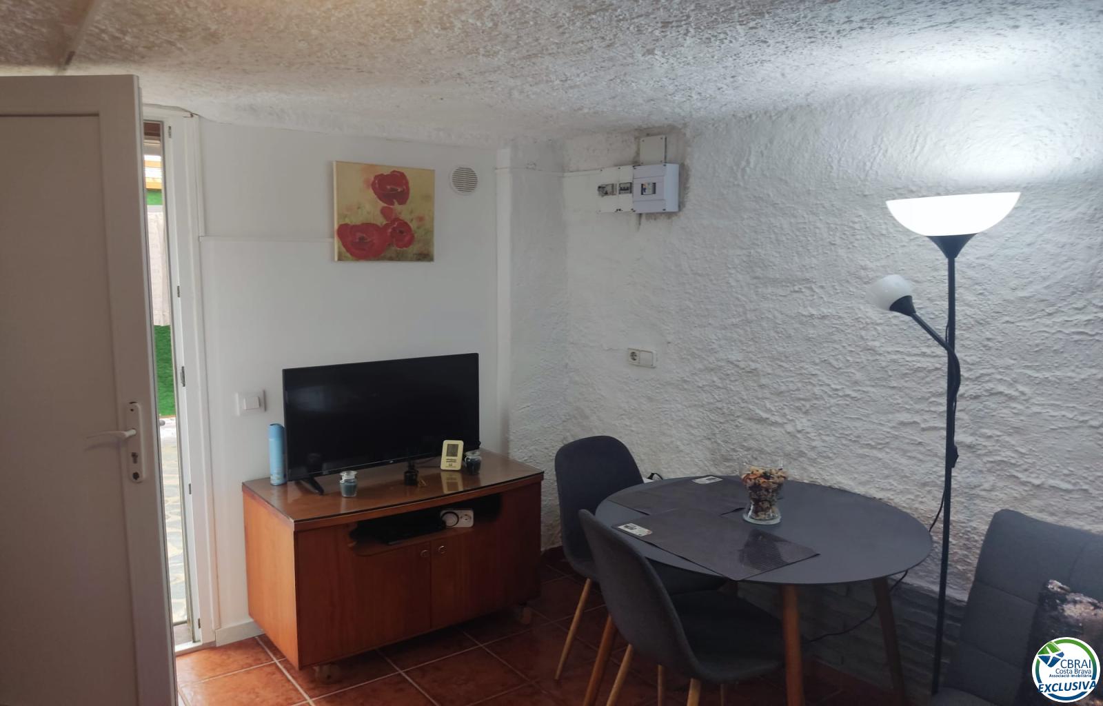 Great opportunity: warehouse-floor habitable. - Requesens - Ref. CBR6641 - photo 3