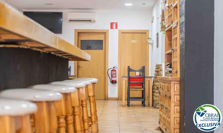 Sales Commercial premises in Roses, Costa Brava