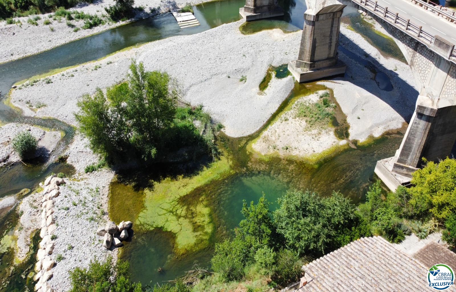 Exclusive Historic Estate in Alt Empordà with 7 Residences, Rural Tourism Licence and Established Profitability - Casc urbà - Ref. CBR6515 - photo 3